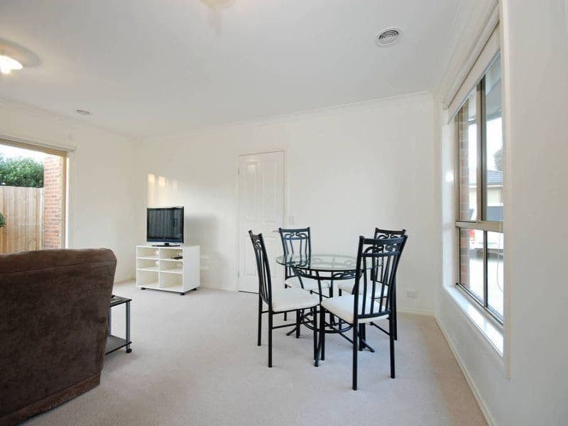 25 Clarke Avenue, BELMONT VIC 3216, Belmont - Thumbnail 4