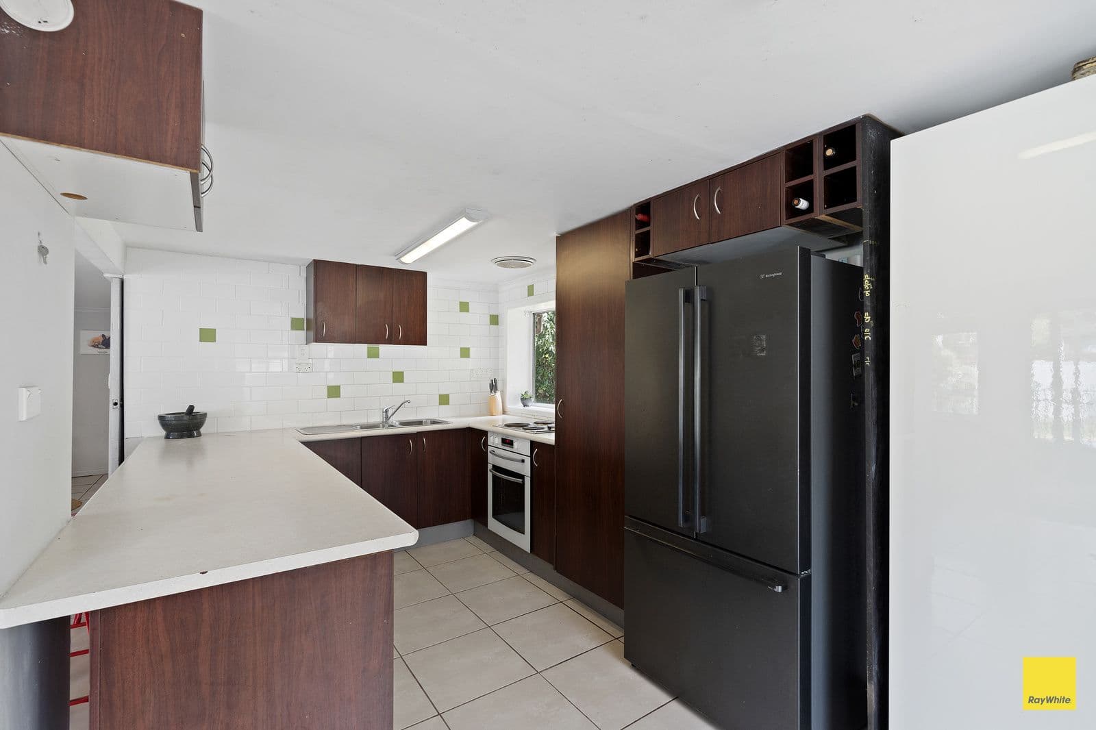 16 Crown Road, Alexandra Hills QLD 4161, Alexandra Hills - Thumbnail 4