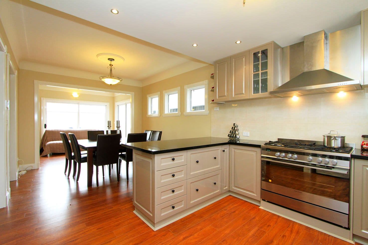 76 Charles Street, WODONGA VIC 3690, Wodonga - Thumbnail 2
