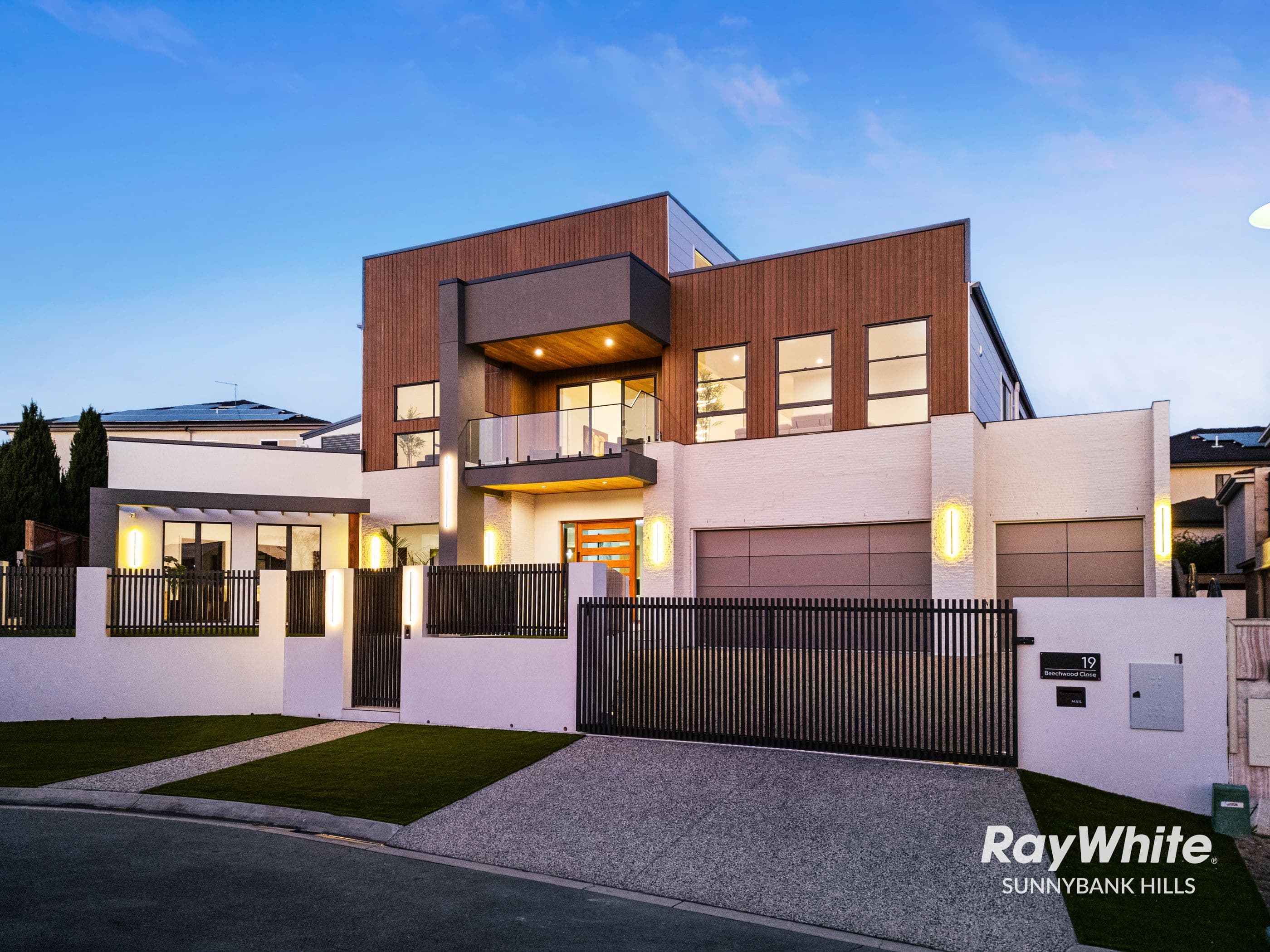 19 Beechwood Close, Stretton QLD 4116, Stretton - Image 1