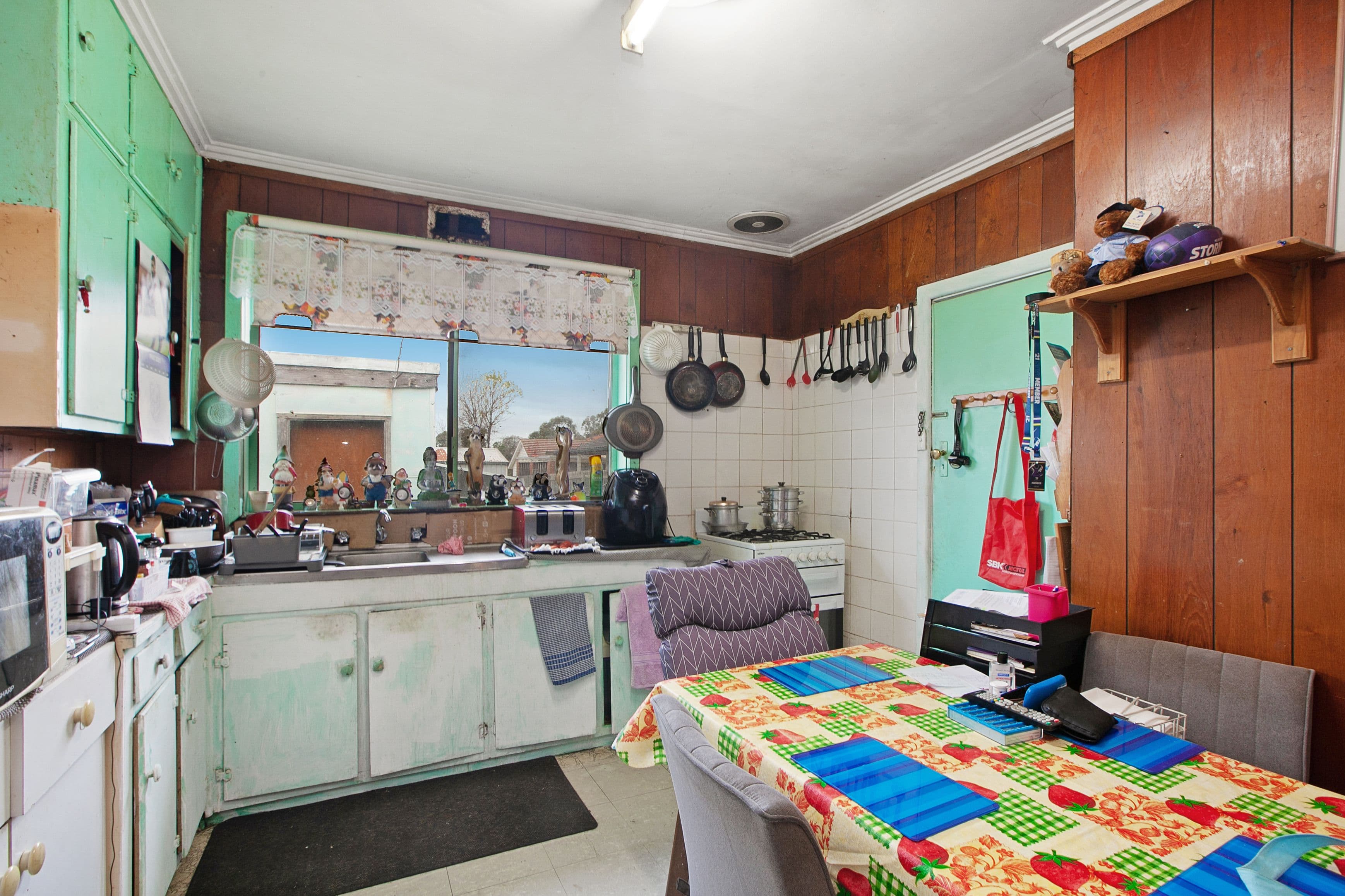 130 Boldrewood Parade, Reservoir VIC 3073, Reservoir - Thumbnail 4