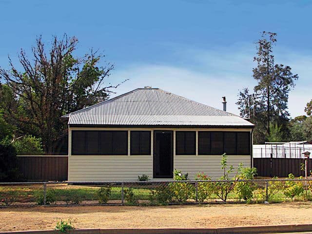 5 Phillips Road, BERRI SA 5343, Berri - Image 1