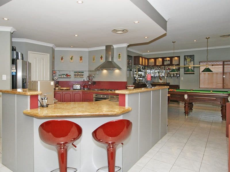 27 Bridgeman Drive, BEECHBORO WA 6063, Beechboro - Thumbnail 2