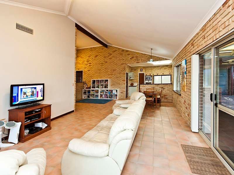 10 Radford Place, SAFETY BAY WA 6169, Safety Bay - Thumbnail 5