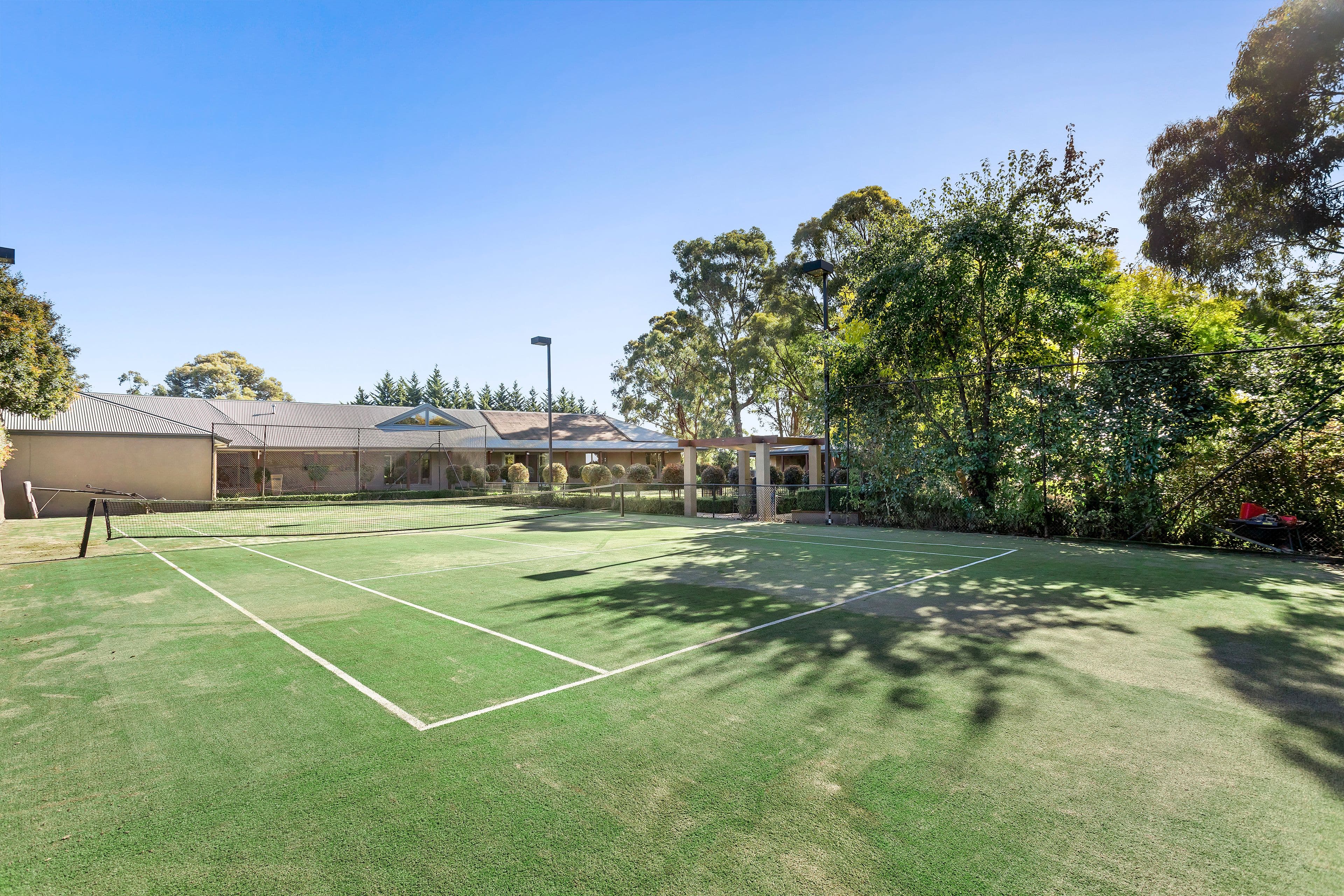 1 Bernarra Court, Donvale VIC 3111, Donvale - Thumbnail 2