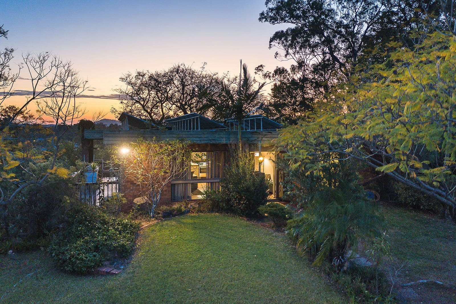 6 Talasea Street, Chapel Hill QLD 4069, Chapel Hill - Image 1