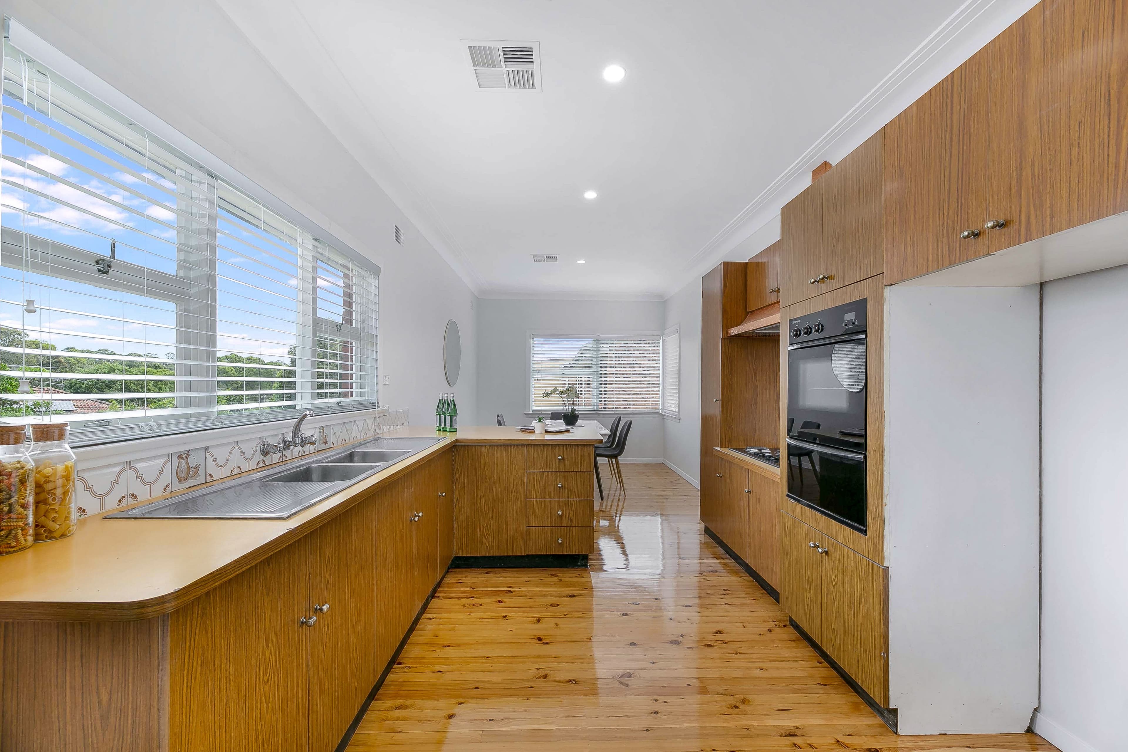 119 Flinders Road, Georges Hall NSW 2198, Georges Hall - Thumbnail 4