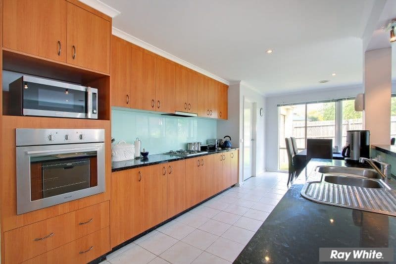 6 Sweetlands Court, MOUNT MARTHA VIC 3934, Mount Martha - Thumbnail 4