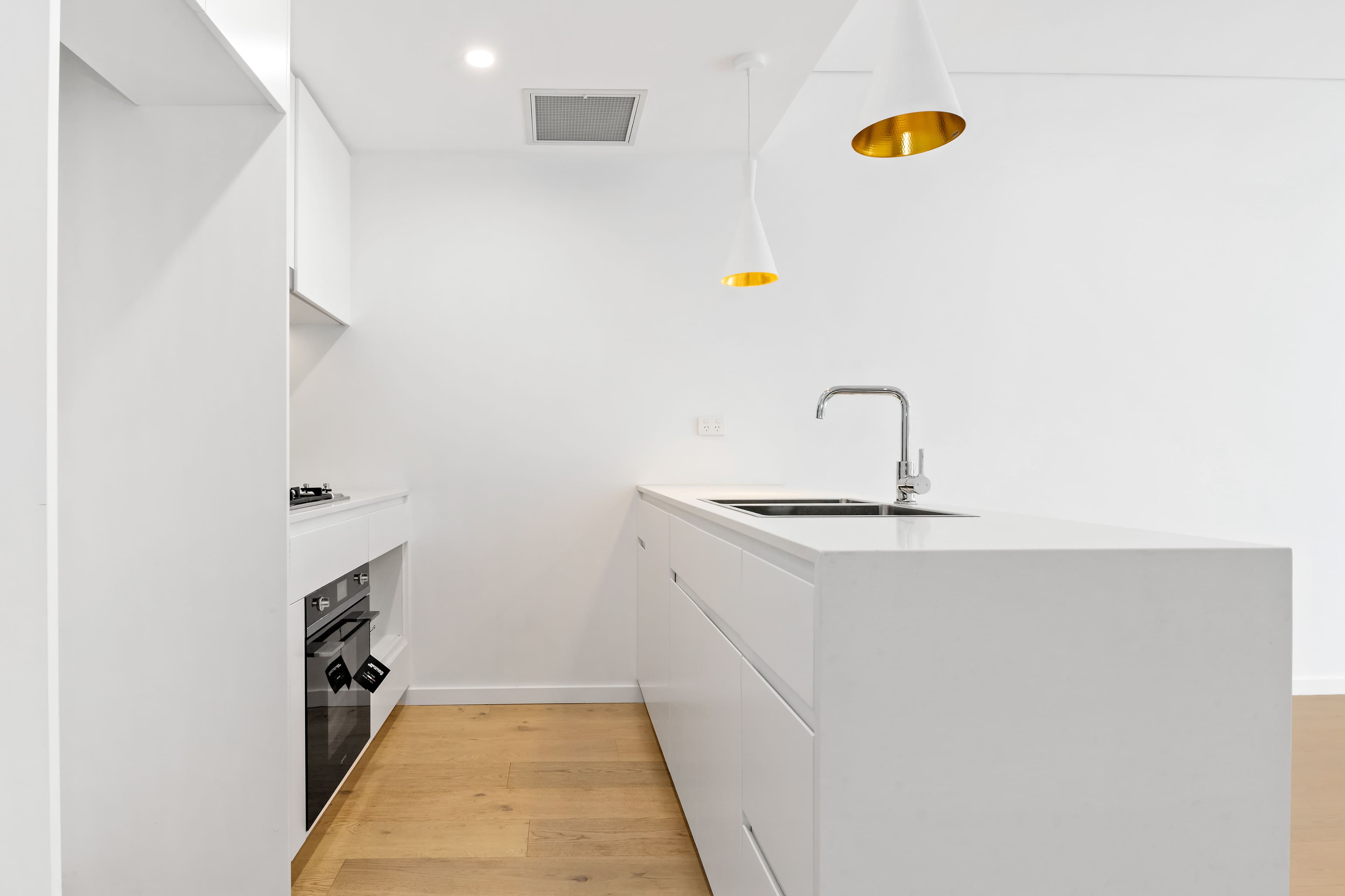 4 Mentmore Avenue, Rosebery NSW 2018, Rosebery - Thumbnail 5