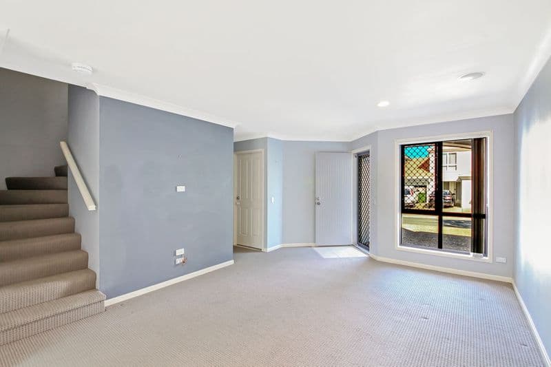 10 Ghilgai Road, Merrimac - Image 1