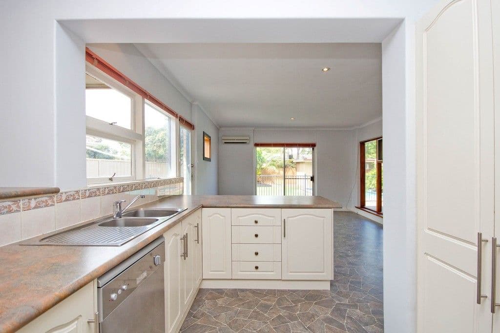 18 Sunset Crescent, GRANGE SA 5022, Grange - Thumbnail 6