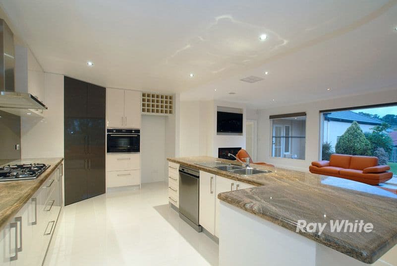 8 Parkview Terrace, LYSTERFIELD SOUTH VIC 3156, Lysterfield South - Thumbnail 4