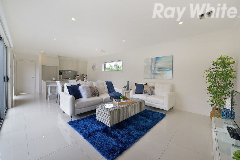 25 Bloom Avenue, Wantirna South VIC 3152, Wantirna South - Image 1