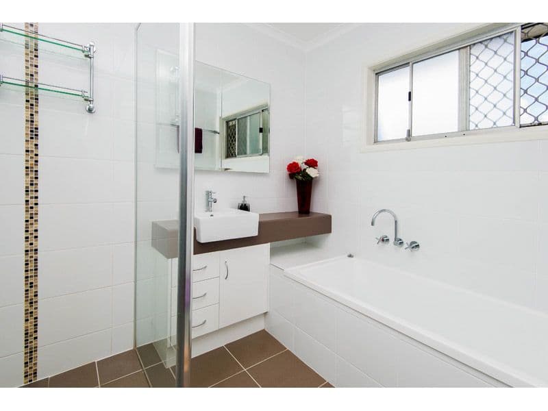 11 Rholanda Crescent, SPRINGWOOD QLD 4127, Springwood - Thumbnail 6