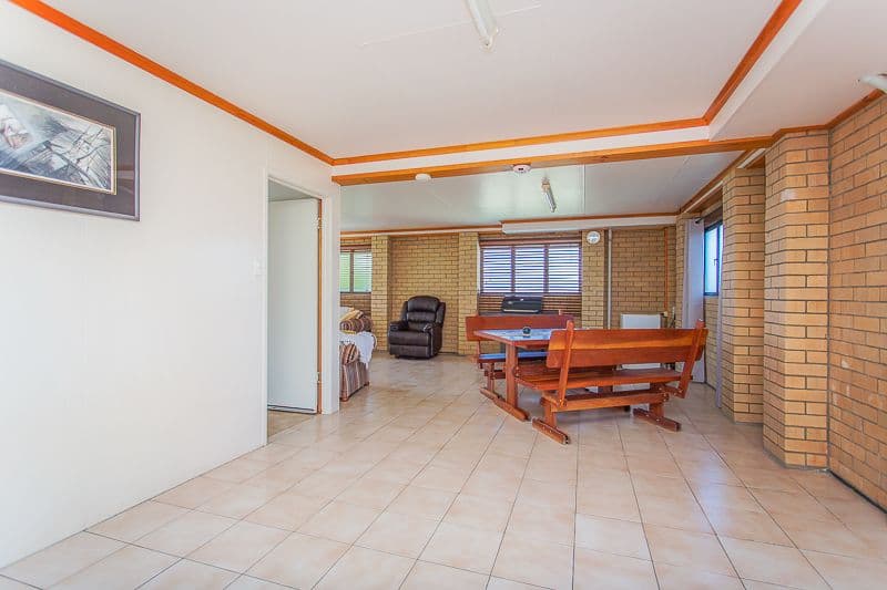 31 Leslie Street, SARINA QLD 4737, Sarina - Thumbnail 6