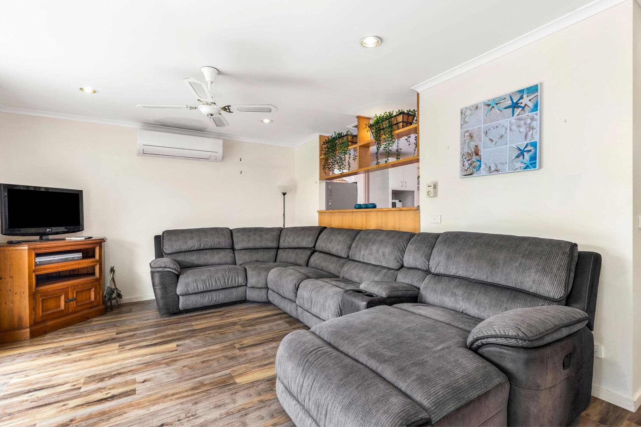 2/1 Cambridge Crescent, Broulee NSW 2537, Broulee - Thumbnail 2