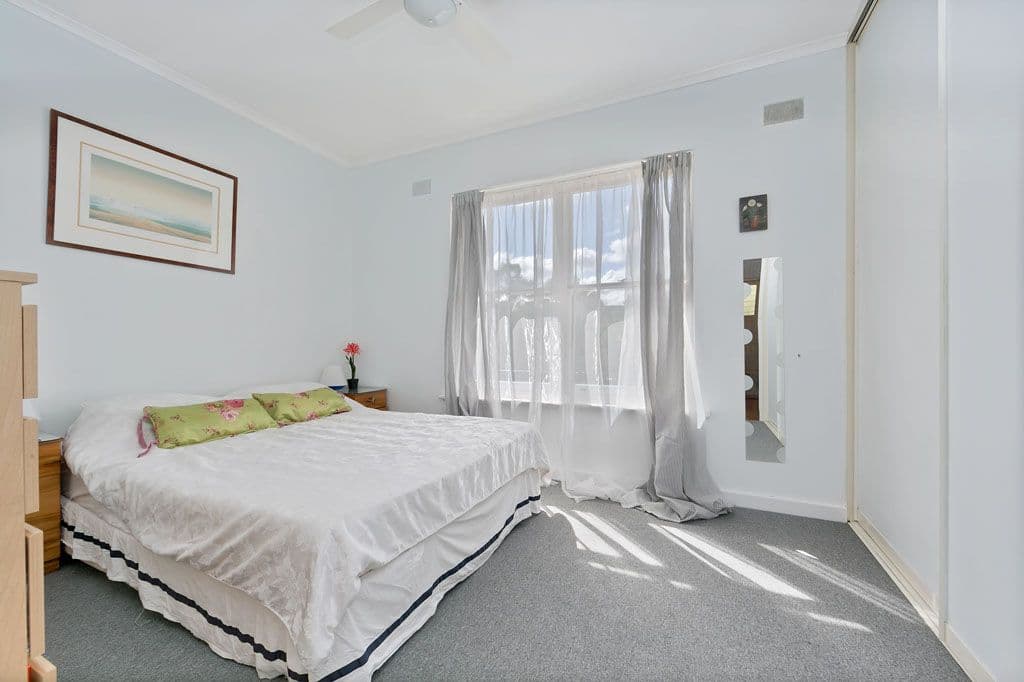 24 Cameron Avenue, Darlington SA 5047, Darlington - Thumbnail 5