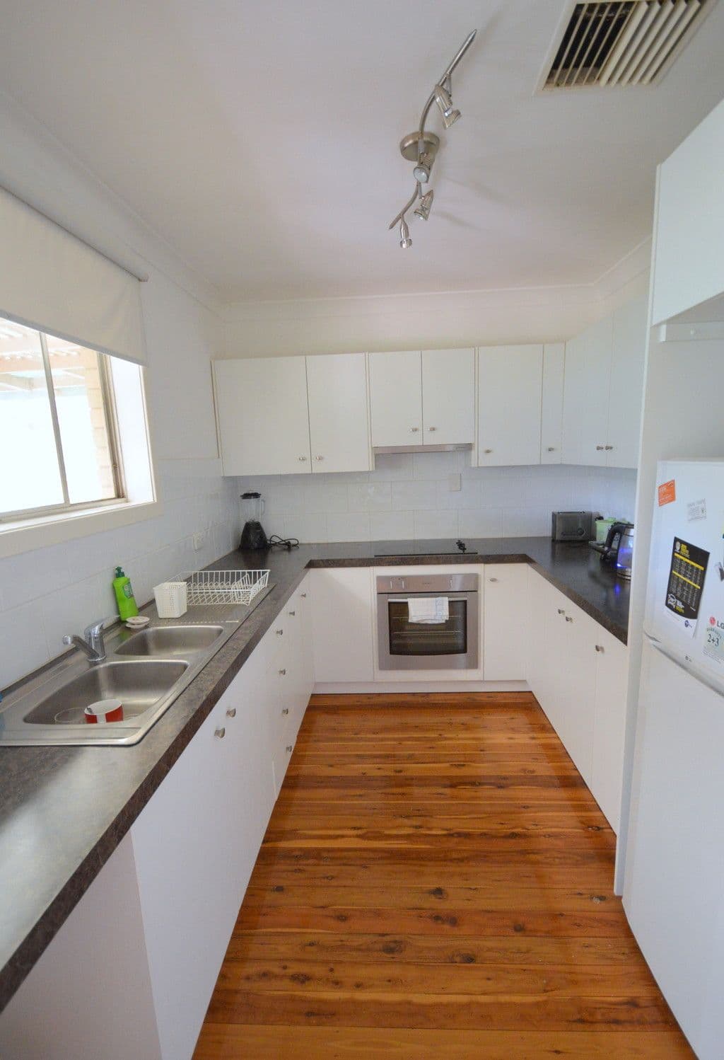 2 Comerford Street, Cowra NSW 2794, Cowra - Thumbnail 3