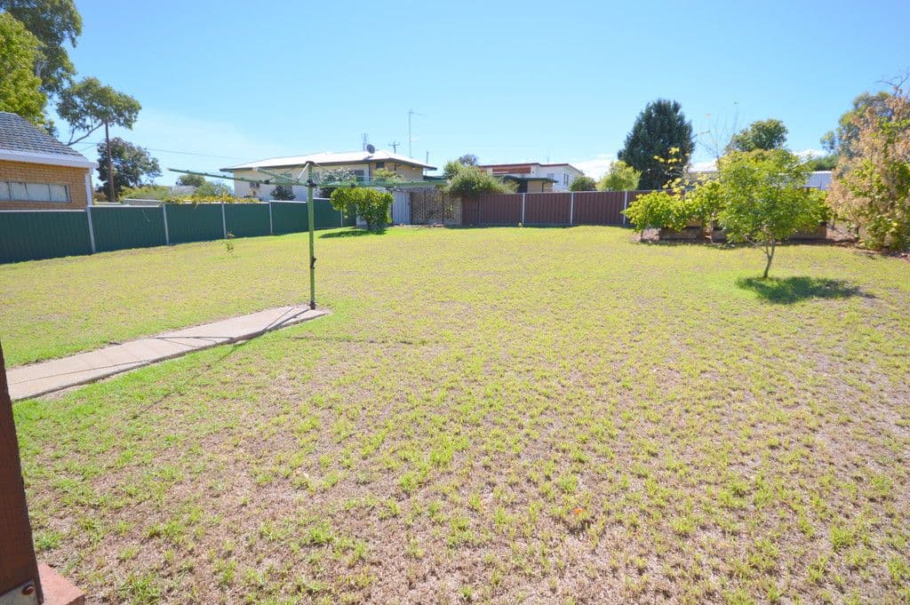 2 Comerford Street, Cowra NSW 2794, Cowra - Thumbnail 7