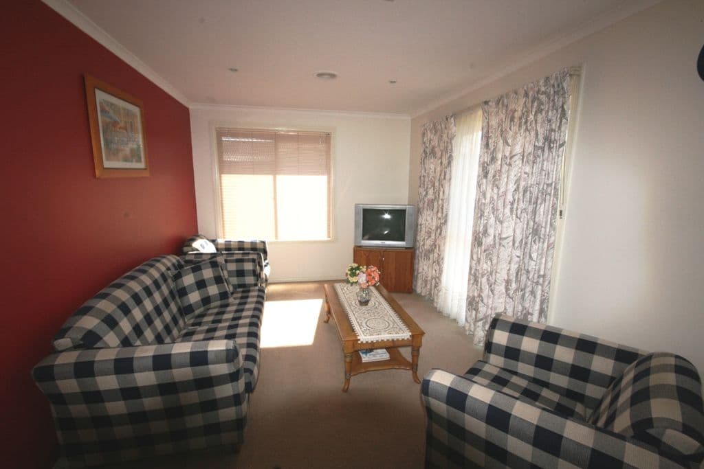 38 Gresham Way, SUNSHINE WEST VIC 3020, Sunshine West - Thumbnail 4