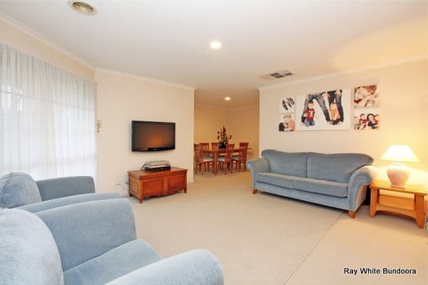 81 Josef Avenue, BUNDOORA VIC 3083, Bundoora - Thumbnail 2