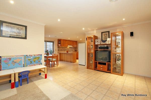81 Josef Avenue, BUNDOORA VIC 3083, Bundoora - Thumbnail 4