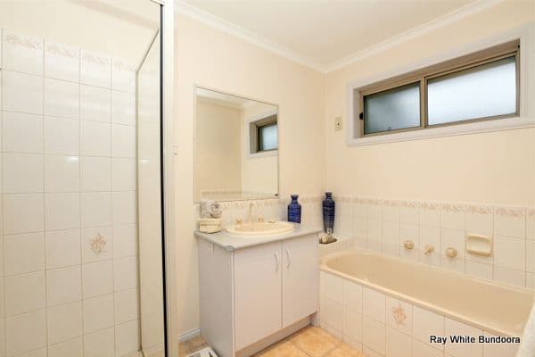 81 Josef Avenue, BUNDOORA VIC 3083, Bundoora - Thumbnail 6