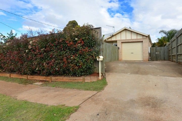 88 Stephen Street, HARRISTOWN QLD 4350, Harristown - Thumbnail 2