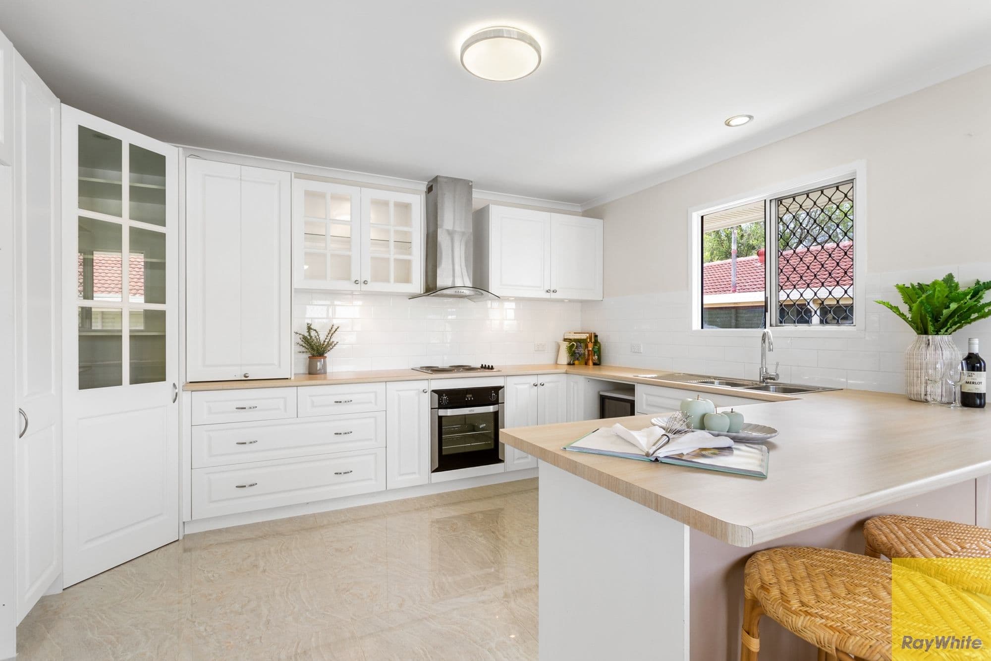 10 Elaine Street, Bracken Ridge QLD 4017, Bracken Ridge - Thumbnail 2