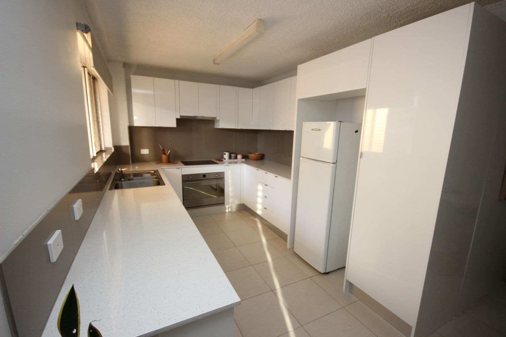 6-8 Haig Street, Kirra QLD 4225, Kirra - Thumbnail 4