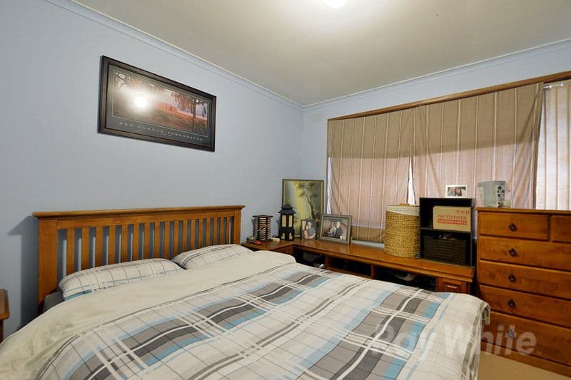 10 Laurel Avenue, BORONIA VIC 3155, Boronia - Thumbnail 5