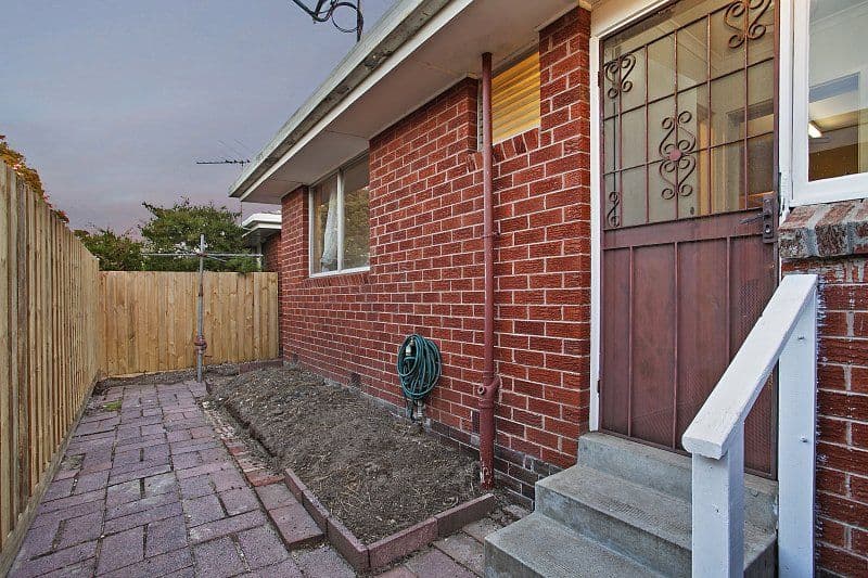 18 Warren Road, MORDIALLOC VIC 3195, Mordialloc - Thumbnail 8