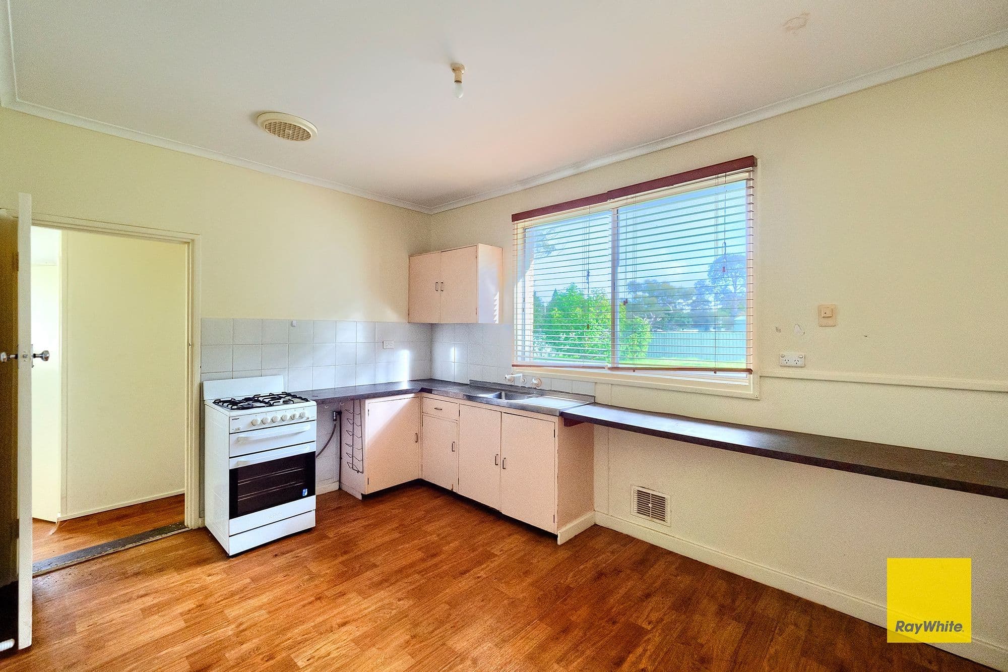 20 Whidby Street, Orana WA 6330, Orana - Thumbnail 2