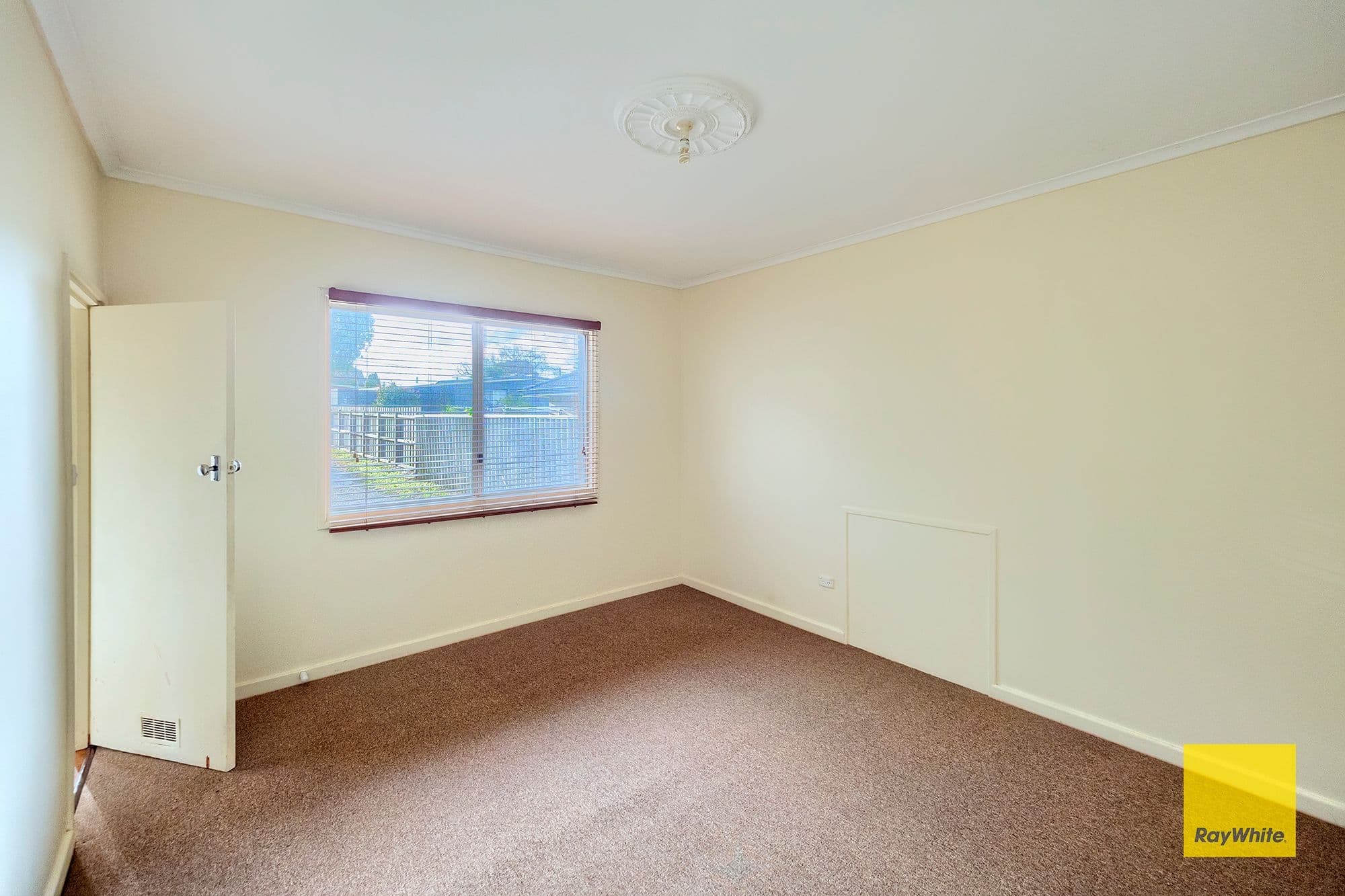 20 Whidby Street, Orana WA 6330, Orana - Thumbnail 6