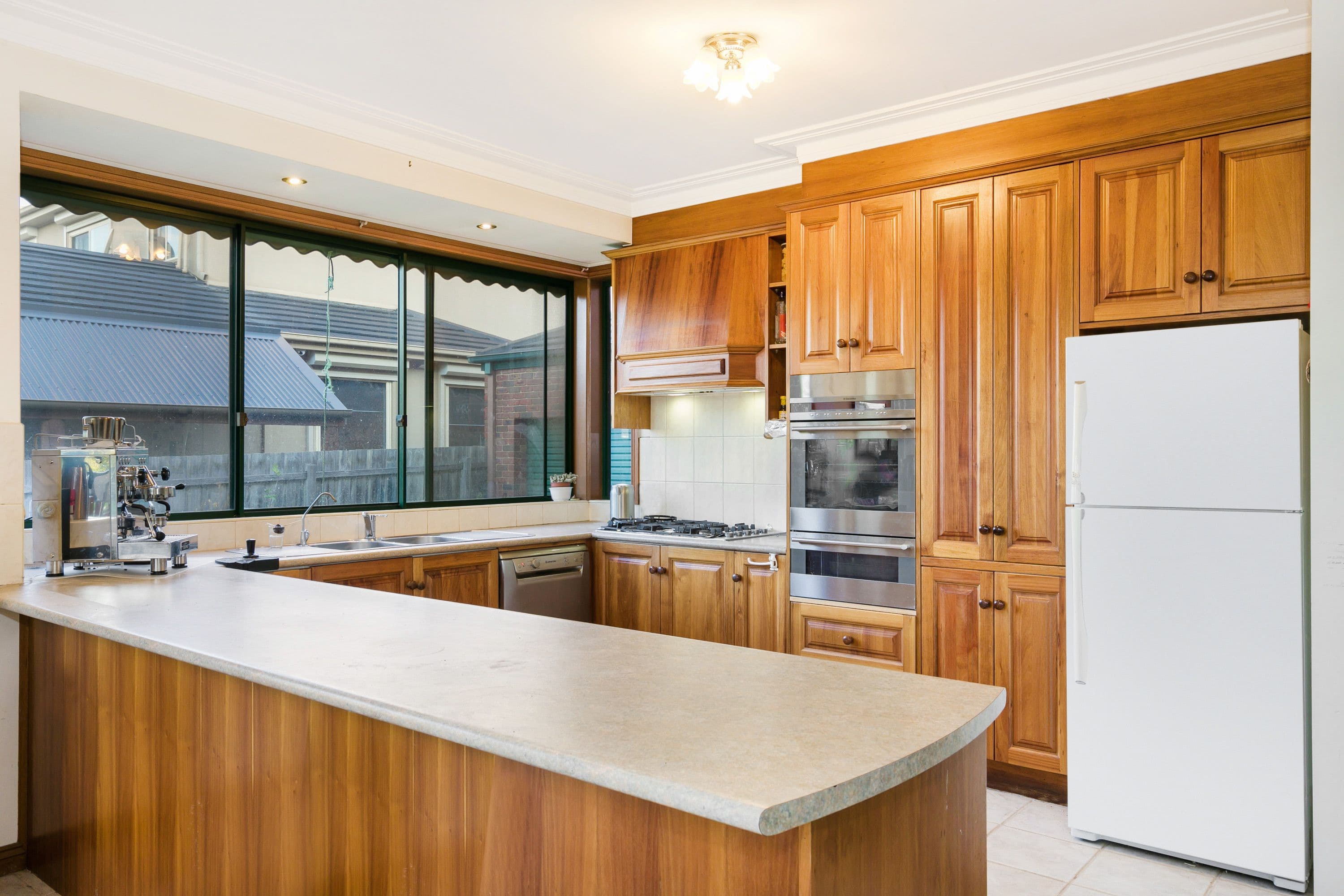 8 Salerno Way, Rowville VIC 3178, Rowville - Thumbnail 4