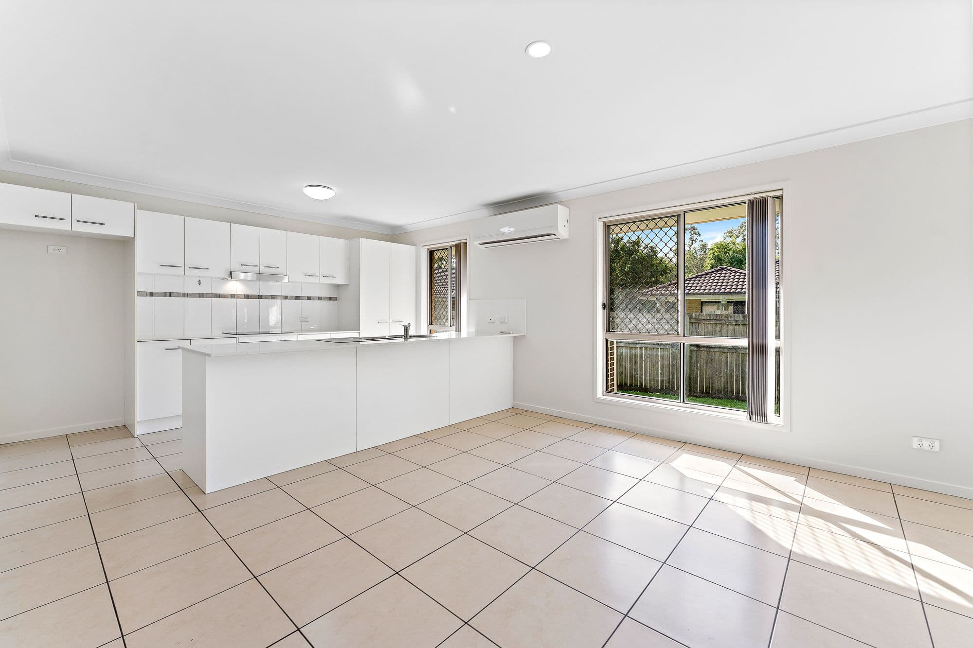 10 Bellflower Crescent, Mount Cotton QLD 4165, Mount Cotton - Thumbnail 6