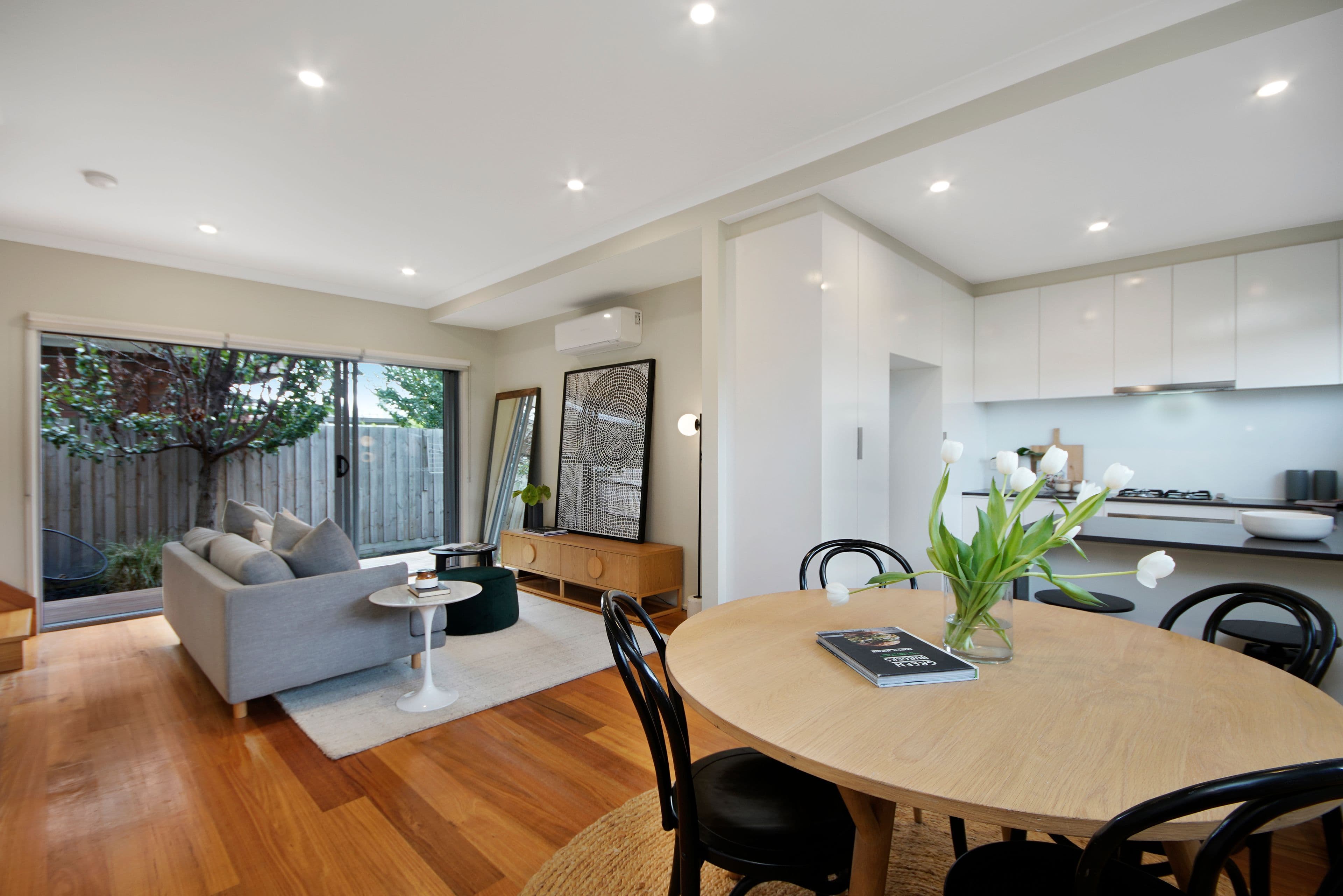 12 Dennis Street, Reservoir VIC 3073, Reservoir - Thumbnail 2