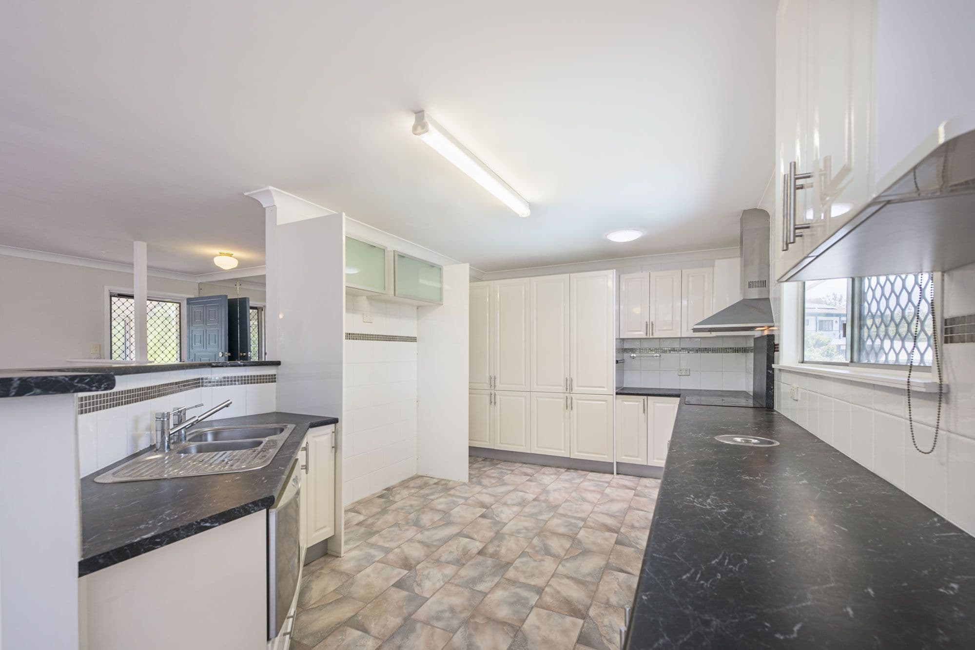 4 Katrina Avenue, Rochedale South QLD 4123, Rochedale South - Thumbnail 5