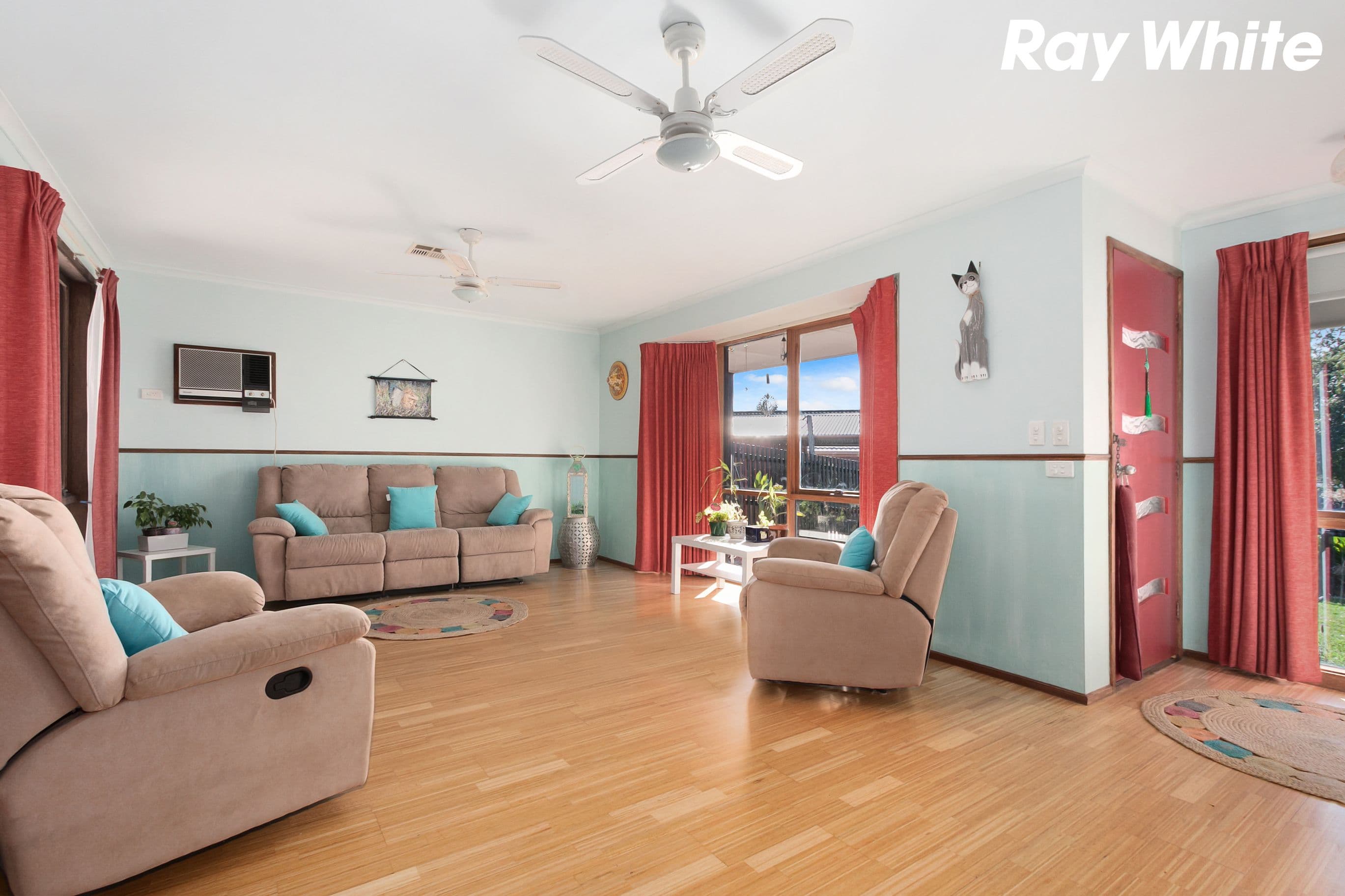 5 Dobson Court, Pakenham VIC 3810, Pakenham - Thumbnail 4