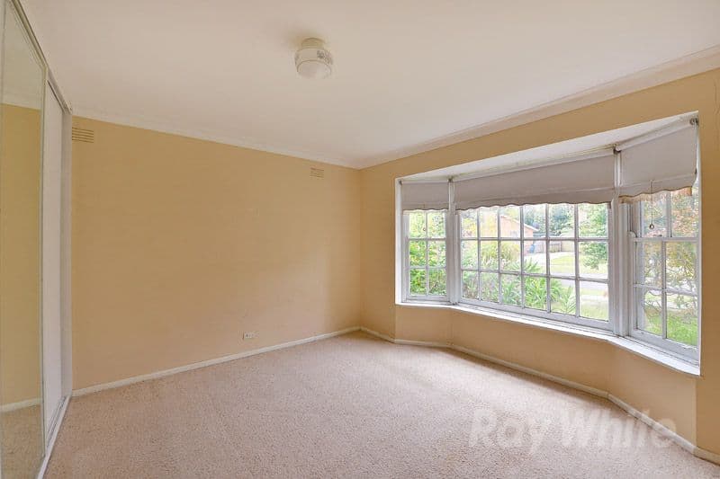 24 McComb Crescent, BAYSWATER VIC 3153, Bayswater - Thumbnail 4