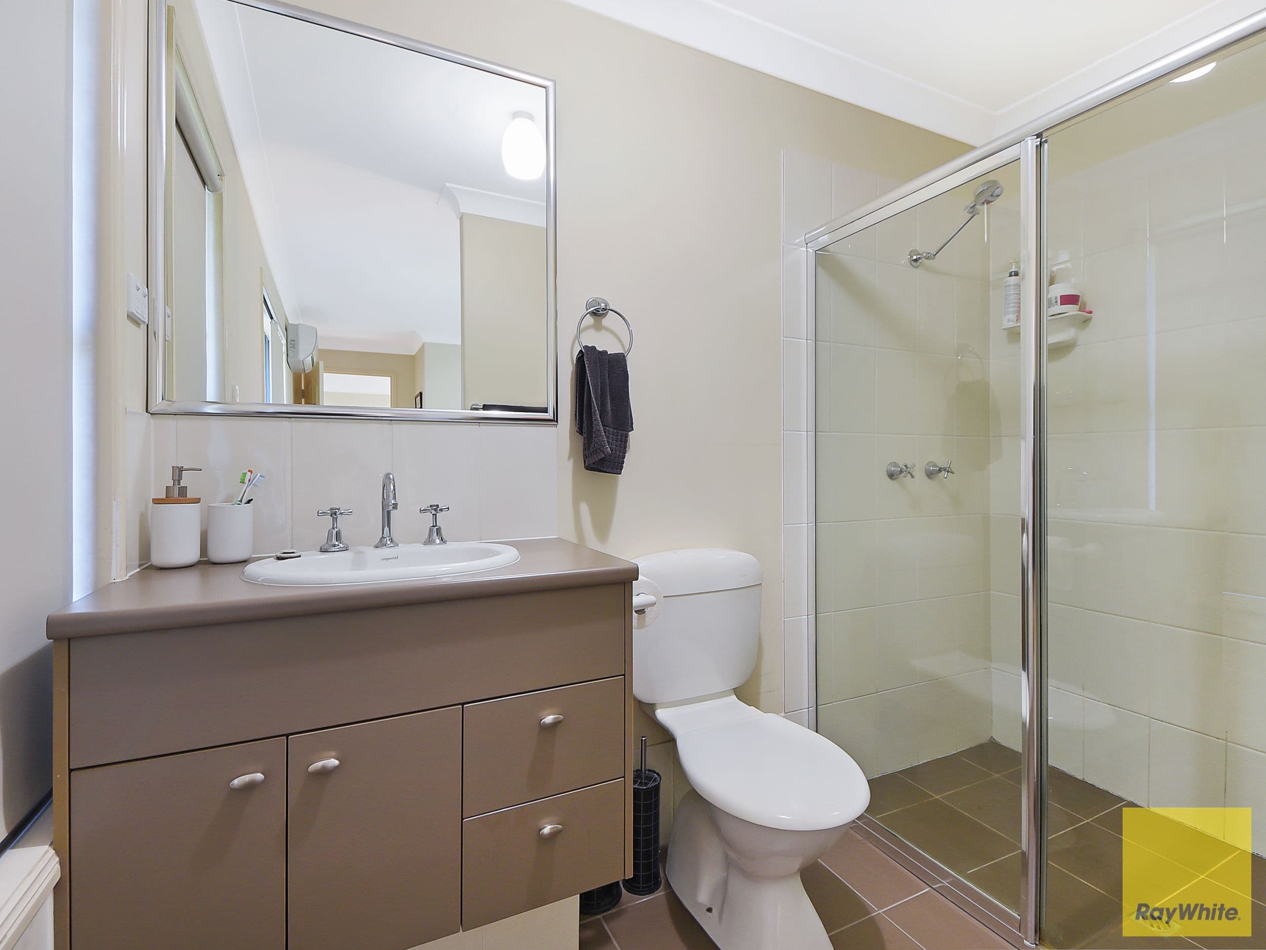 8 Surrey Close, Bald Hills QLD 4036, Bald Hills - Thumbnail 3