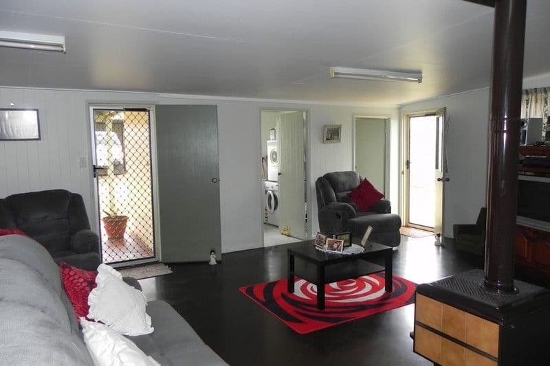 102 OShea Avenue, SOUTHBROOK QLD 4363, Southbrook - Thumbnail 3