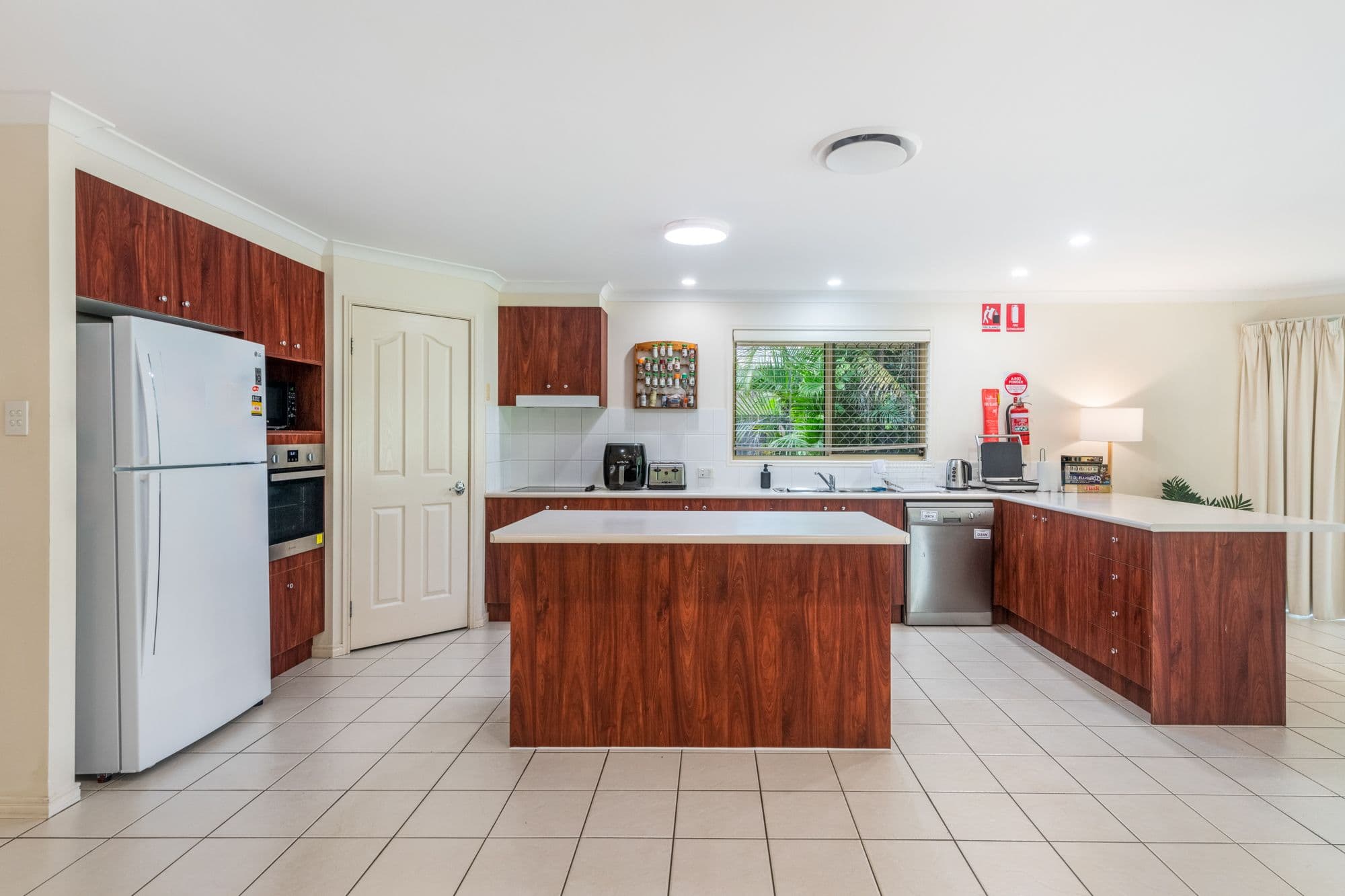 7 Crumpton Place, Beerwah QLD 4519, Beerwah - Thumbnail 5