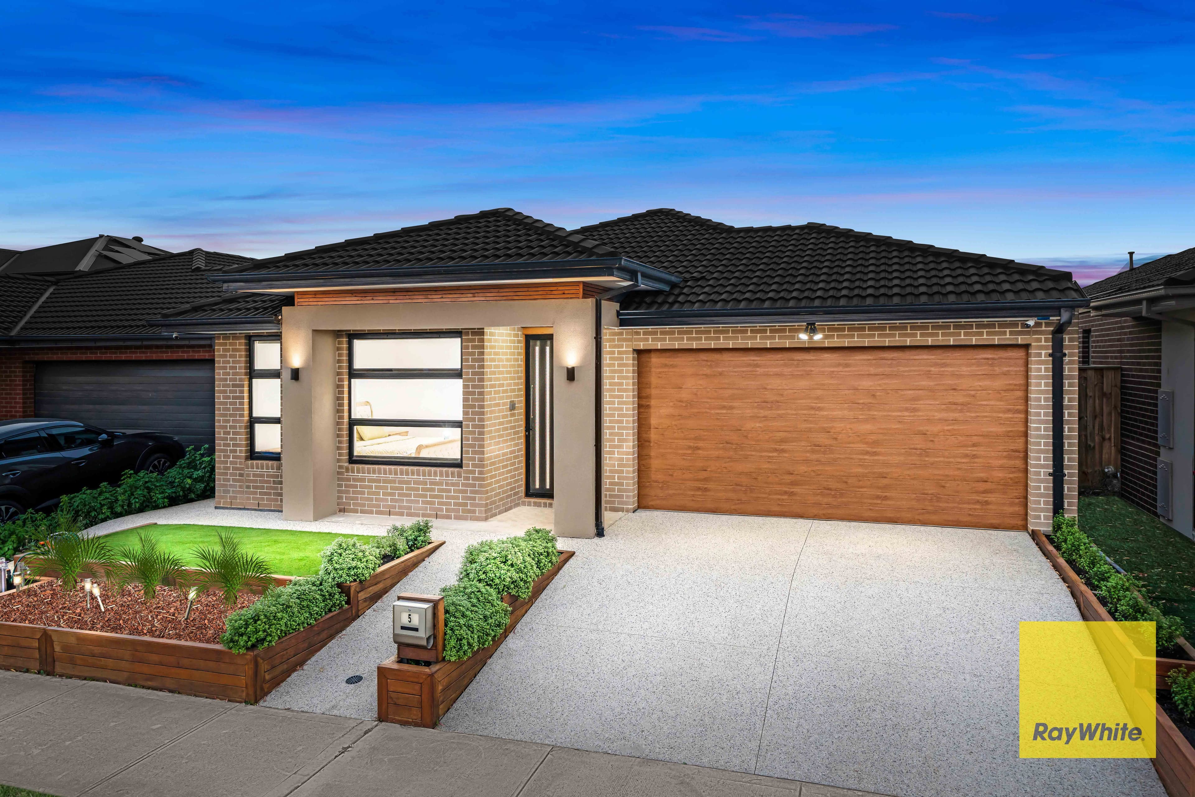 5 Kana Way, Werribee VIC 3030, Werribee - Thumbnail 3