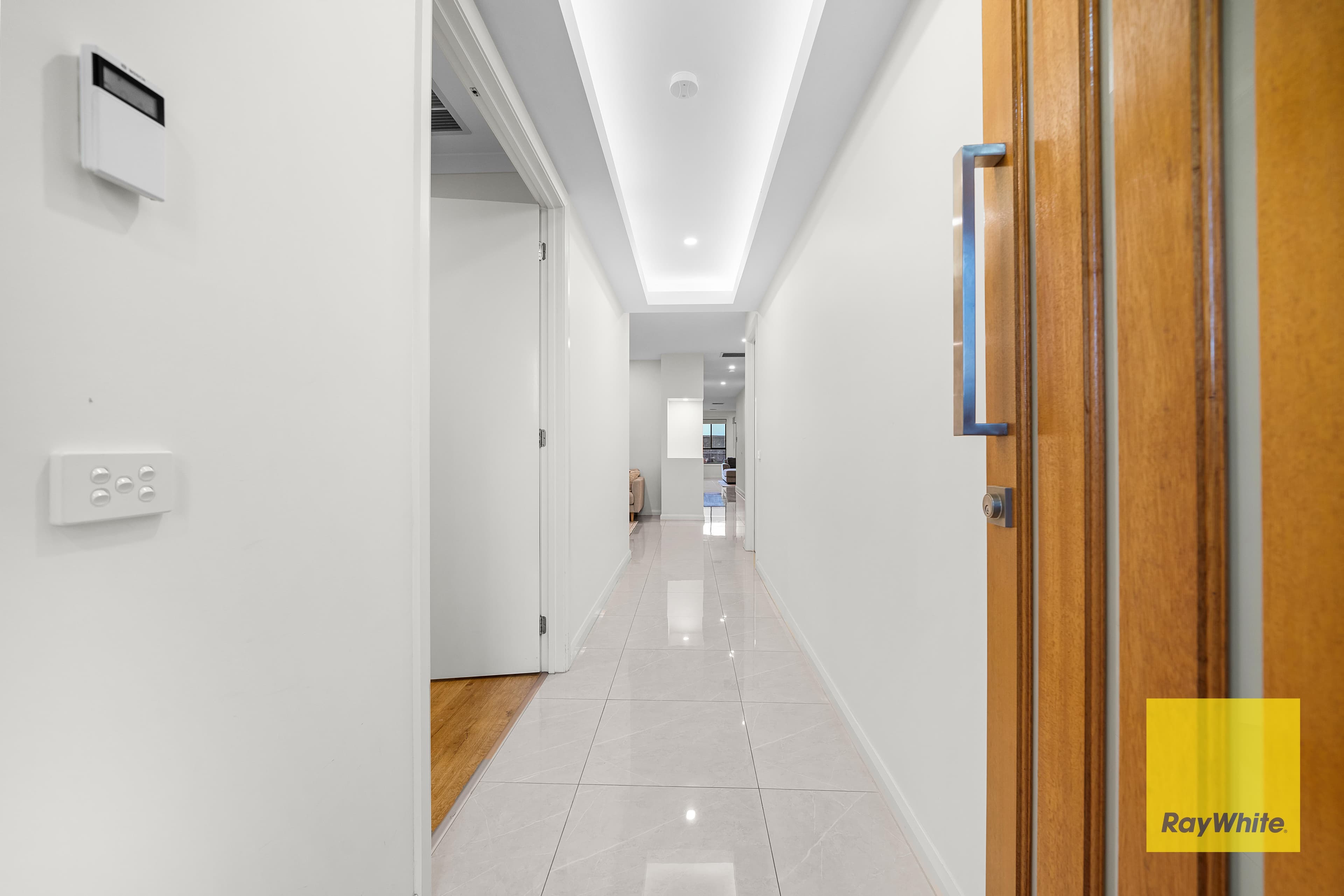 5 Kana Way, Werribee VIC 3030, Werribee - Thumbnail 5