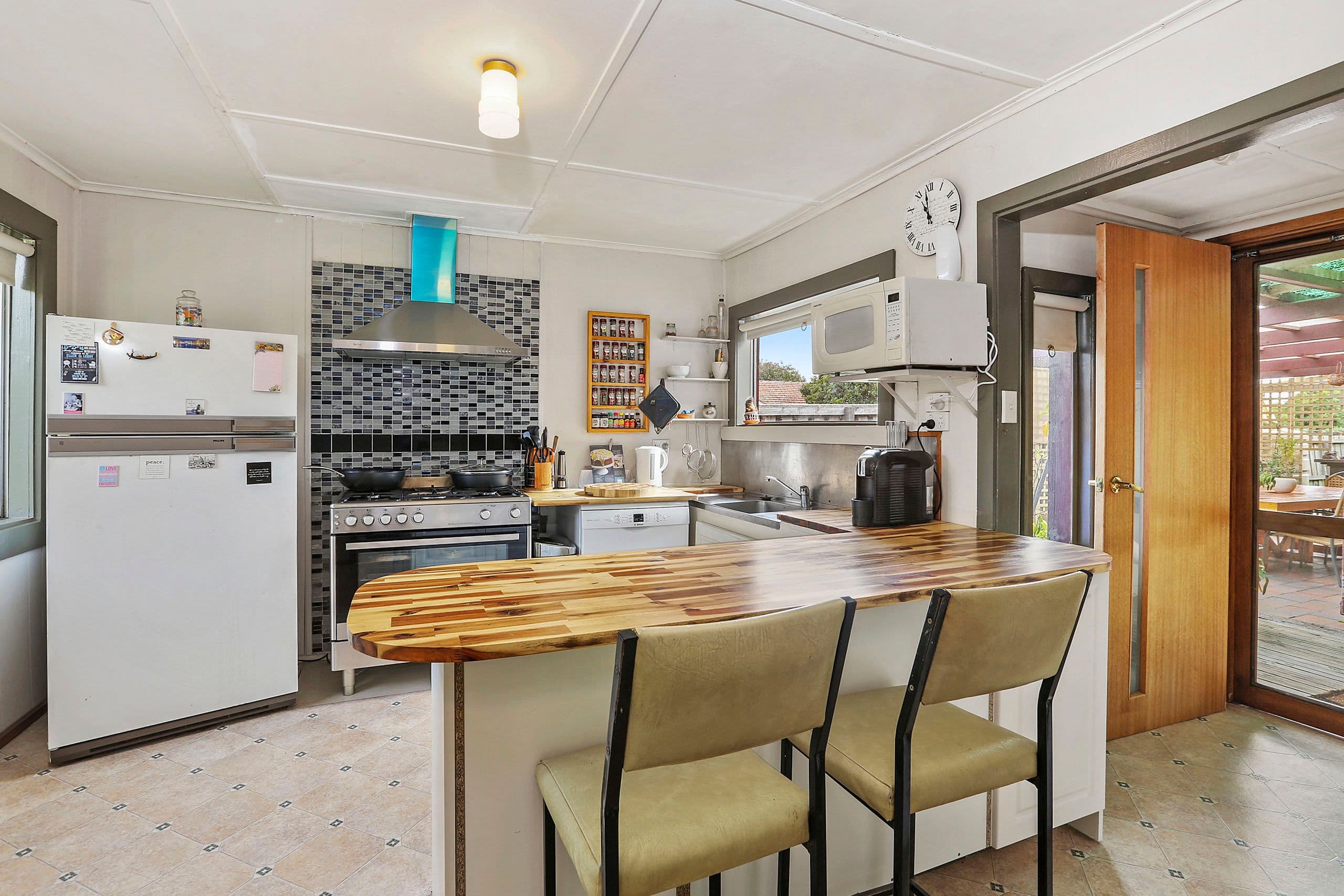 10 Buckingham Street, Lara VIC 3212, Lara - Image 1