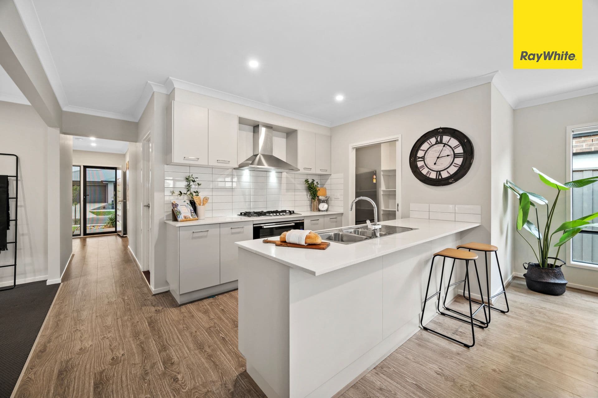 13 Silvereye Street, Kurunjang VIC 3337, Kurunjang - Thumbnail 8