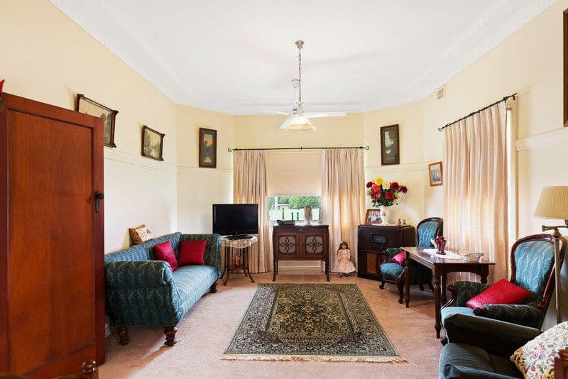 184 Wheatsheaf Road, Morphett Vale - Thumbnail 2