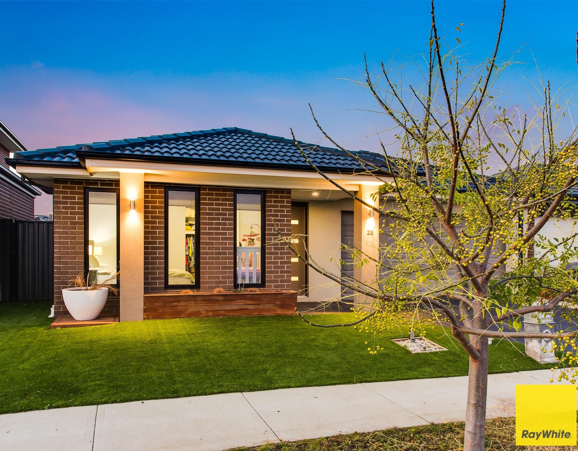 28 Elderwood Avenue, Truganina VIC 3029, Truganina - Thumbnail 2