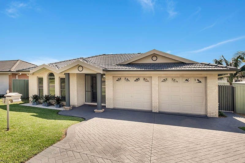 9 Yulara Drive, Albion Park - Image 1
